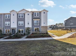 323 Golden Maple Ct, Fort Mill, SC 29708