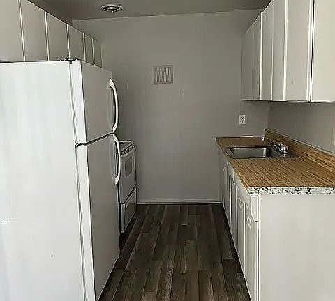 4th image of 17150 Meyers Rd