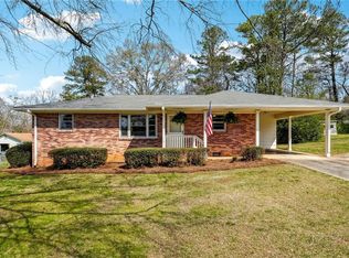 4986 Valley Lake Rd, Powder Springs, GA 30106