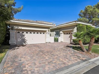 613 Pinnacle Heights Ln, Las Vegas, NV, 89144