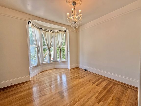 2nd image of 2906 Folsom St #2