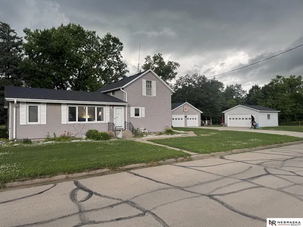 109 N Railway Ave, Prague, NE 68050