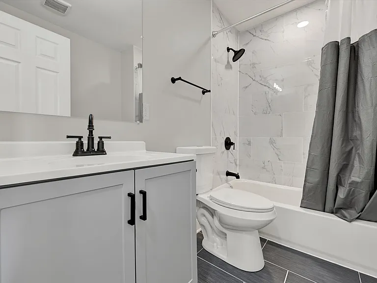 3722 Beehler Ave — Photo 8