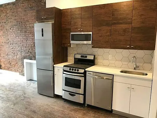 Rented by Garden Management | media 17