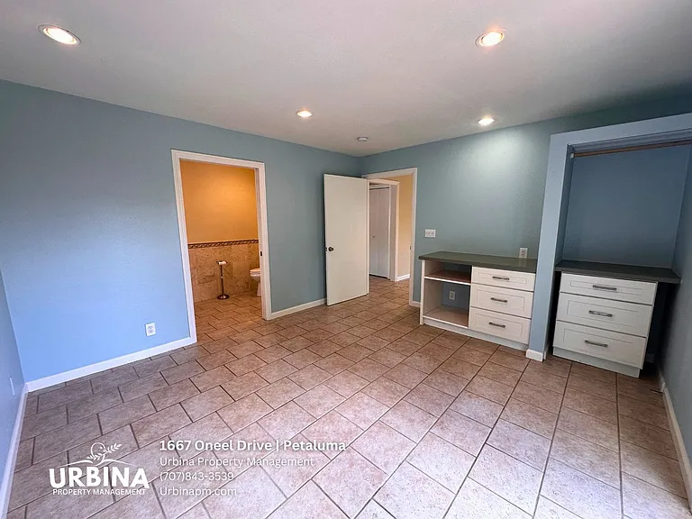 1667 Oneel Dr — Photo 10