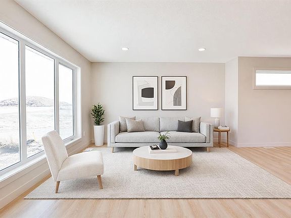 4th image of 320 E Aquitania Blvd W