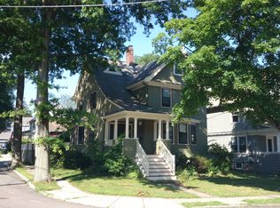 221 Park St, West Roxbury, MA 02132