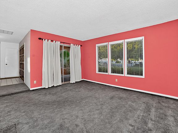 4th image of 2240 W 19th St