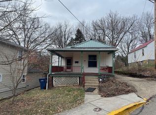 65 N Shafer St, Athens, OH 45701