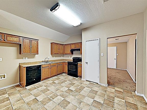 5th image of 3014 Casa Bella Dr