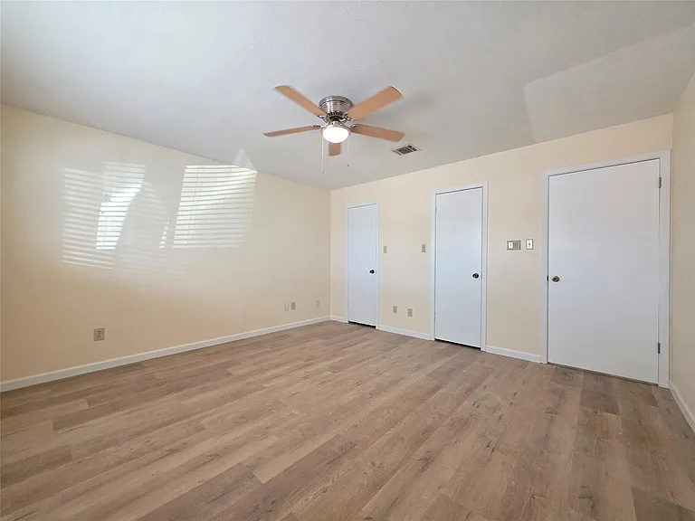 618 S Frazier St #B — Photo 9