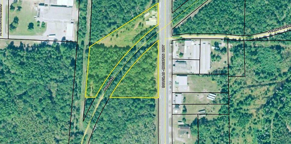 2nd image of 2103 Broxton Rd #441