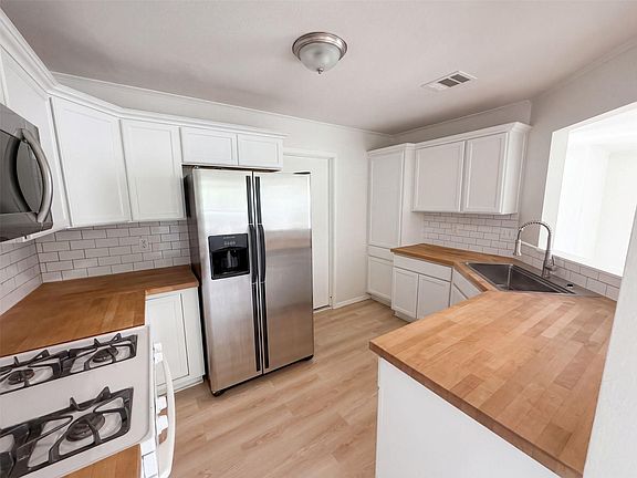 2nd image of 1200 Green Terrace Dr