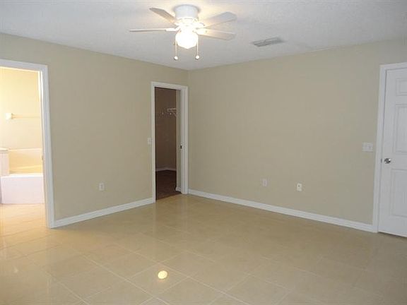 3rd image of 2807 Sherbrook Ct