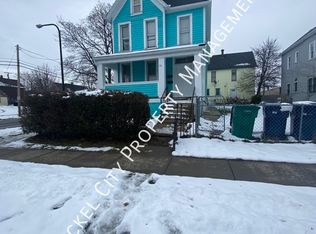 385 7th St, Buffalo, NY 14201