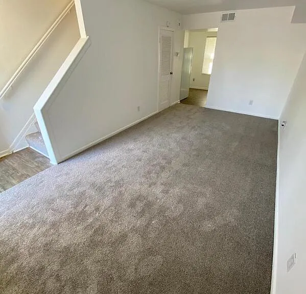 2669 Wayside Dr — Photo 2