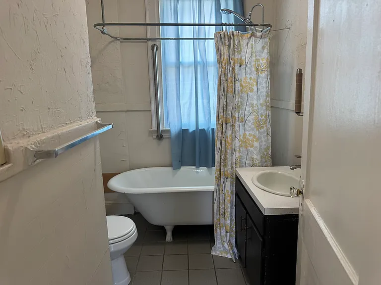 31 Lucy St #3 — Photo 15