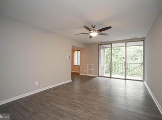 5041 7th Rd S APT 301, Arlington, VA 22204