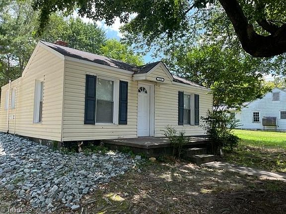 3rd image of 121 Liberty Dr
