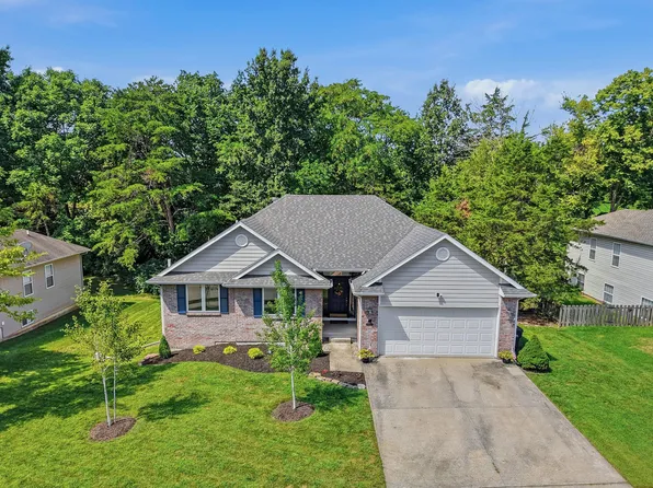 3605 Woods Edge Rd, Columbia, MO 65203