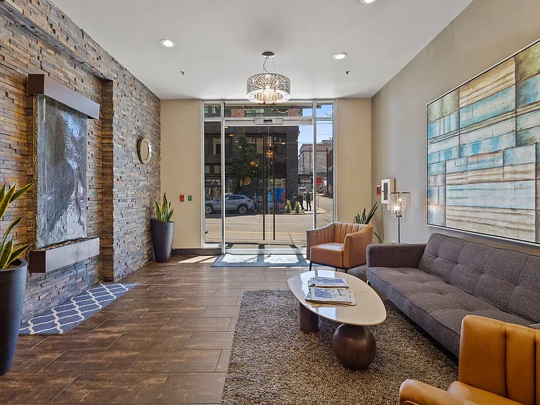 Evolve Apartments — Photo 34