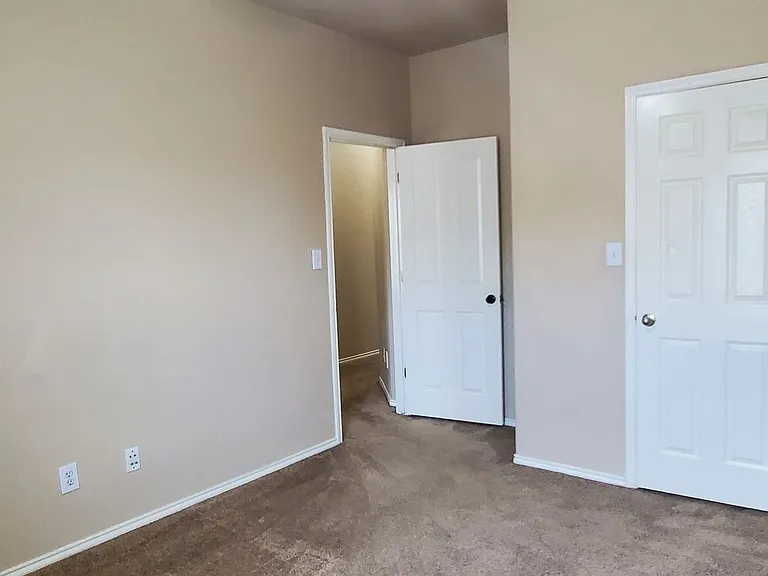 6703 Foster Flds — Photo 28