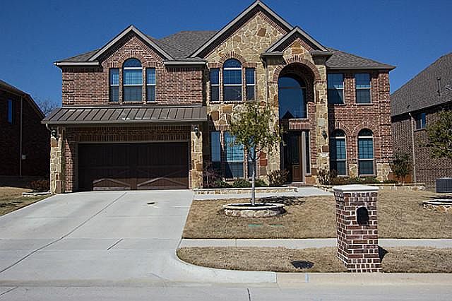 1st image of 313 Parkhaven Dr
