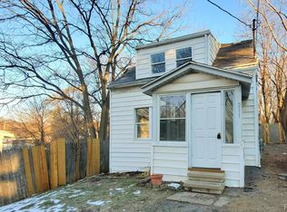 211 E Hodge Ave, Lansing, MI 48910