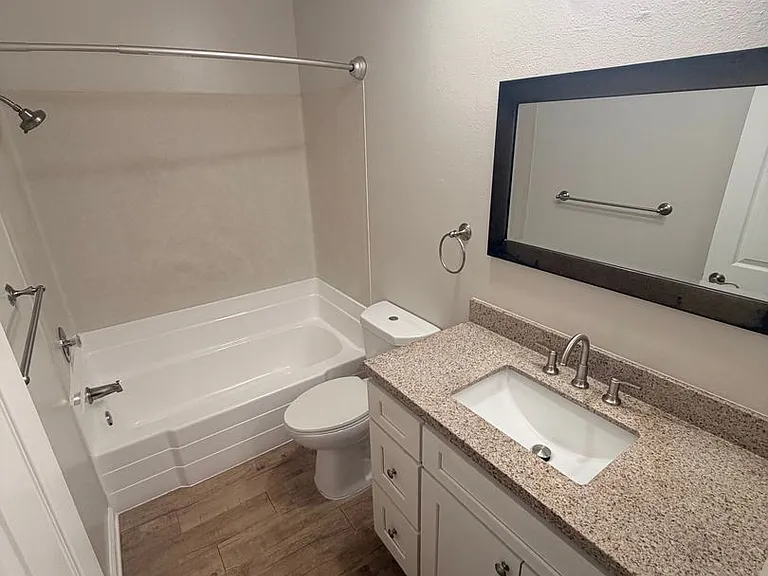 Beach Creek Resort Apartments — Photo 41