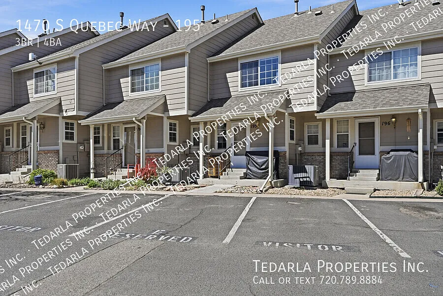 Building Photo - 1470 S Quebec Way #195