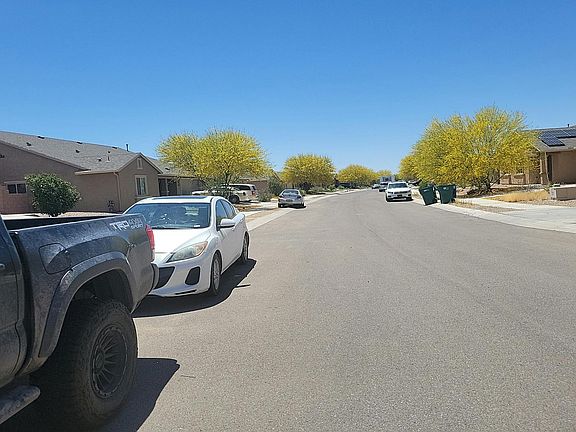 4th image of 7450 W Tierra Rd
