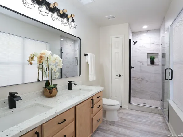 16063 Walnut Creek, San Antonio, TX 78247