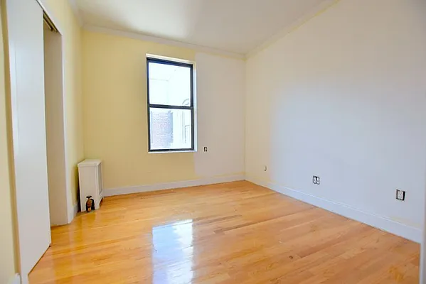 Rented by Compass | media 37