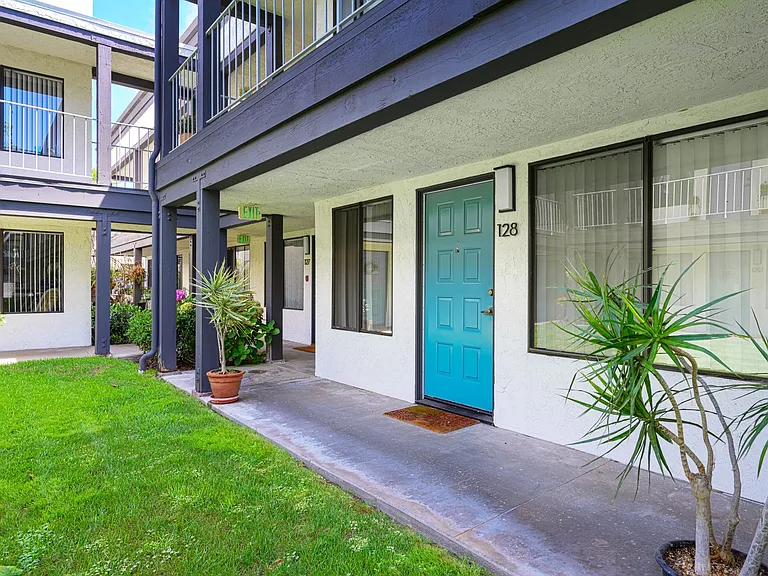 Silverado Apartments - A 55+ Community — Photo 13