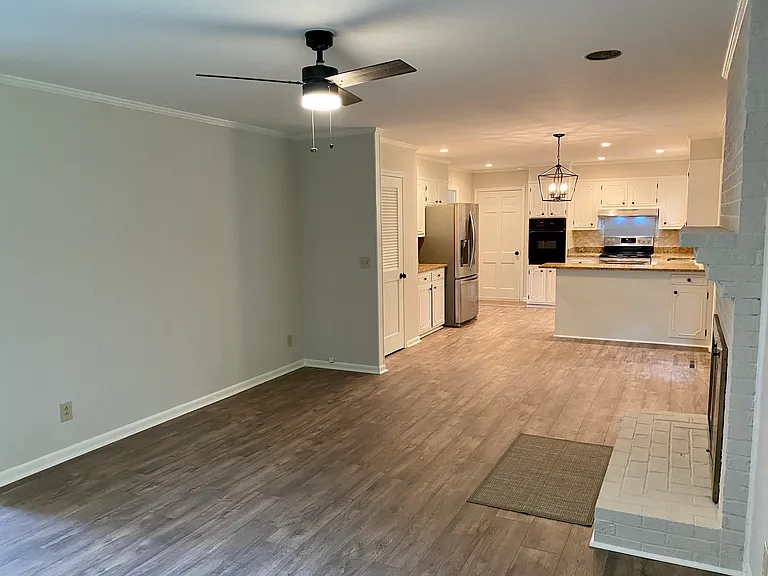 1712 Indian Hill Rd — Photo 11