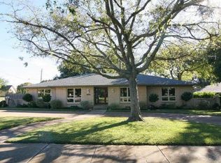 3866 Peter Pan Dr, Dallas, TX 75229