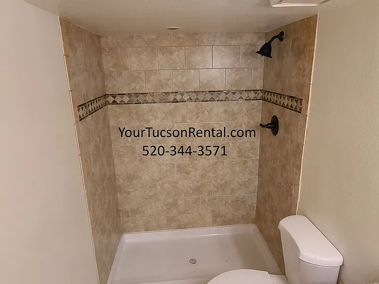 1664 W Park Wood Ln — Photo 18