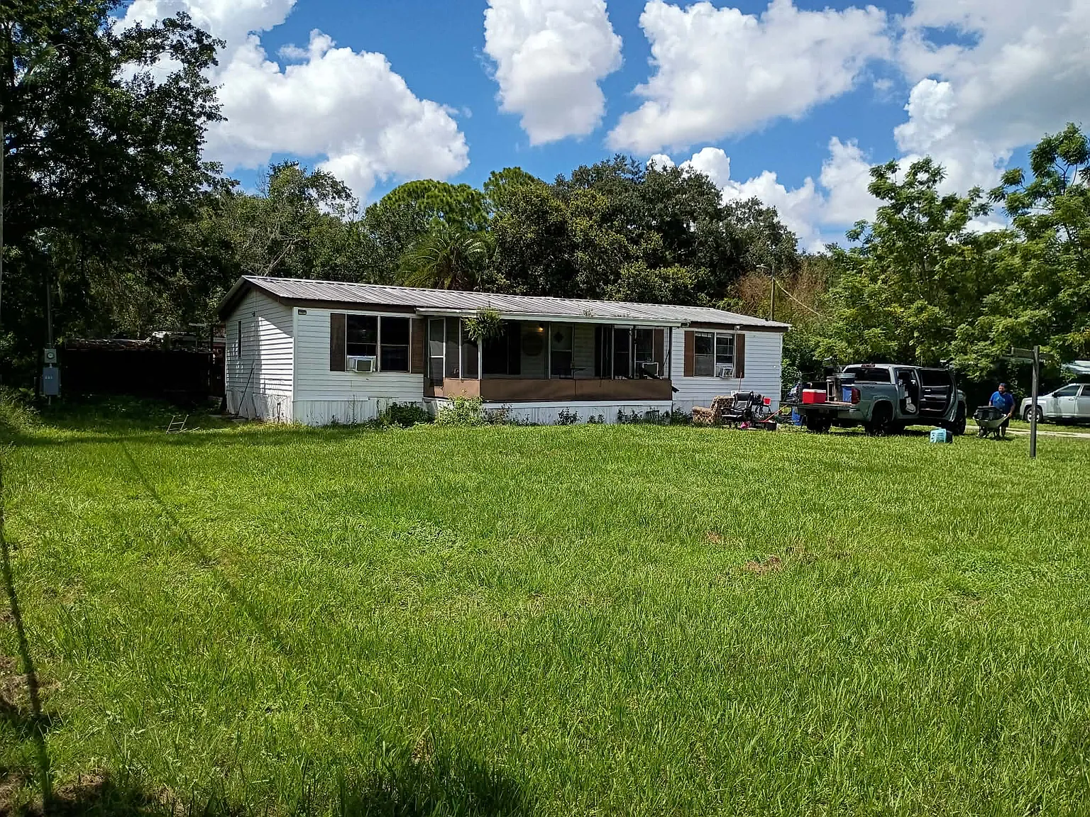 4 bed, $1,700 — Photo 1