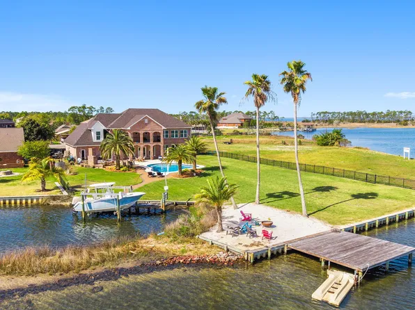 4734 Baywood Dr, Lynn Haven, FL 32444