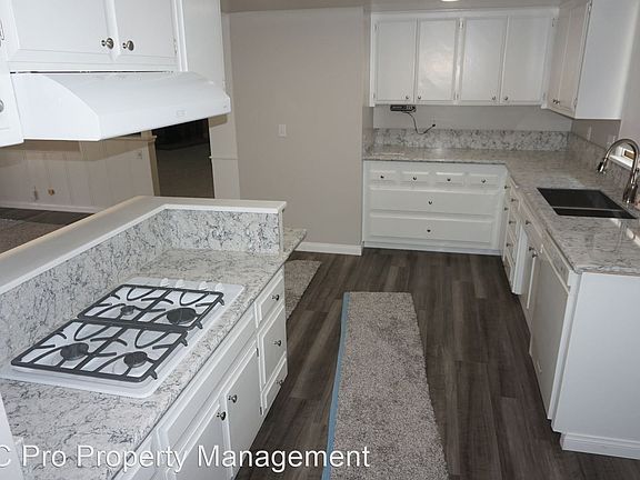4th image of 343 E Redwood Ave