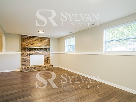 3rd image of 1403 Bull Run Ct