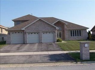 5291 Providence Dr, Matteson, IL 60443