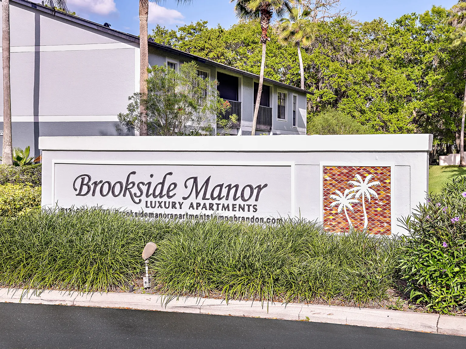 Brookside Manor Apartments — Photo 1