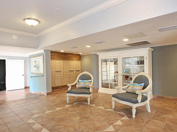 4th image of 4700 Ocean Beach Blvd APT 302