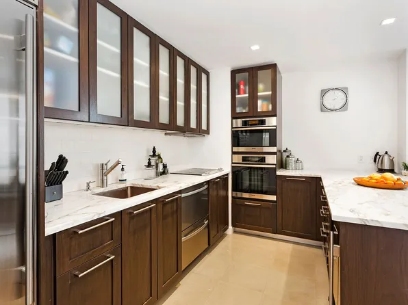 160 Central Park South 1714 image 1 of 14
