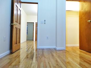 292 Broadway, Brooklyn, NY 11211