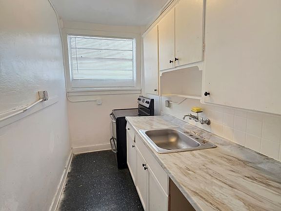 2nd image of 1603 SW 8th St #6