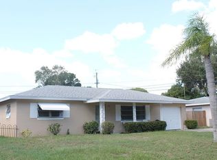 8898 108th Ln, Seminole, FL 33772