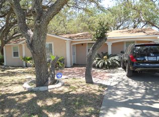 103 S Terry St, Rockport, TX 78382