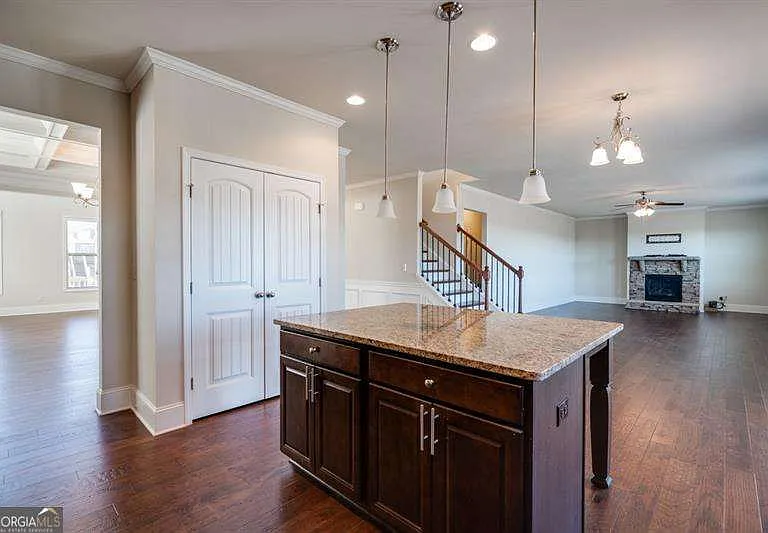 4215 Miramount Overlook — Photo 12